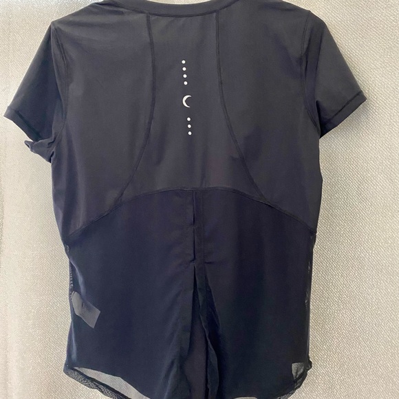 Zyia black panel Split back tee SOLD OUT ONLINE - Picture 4 of 5